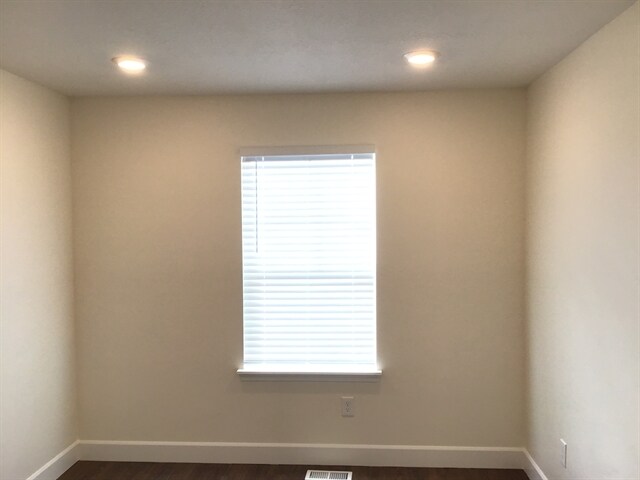 Building Photo - 2321 E Tumbleweed Rd