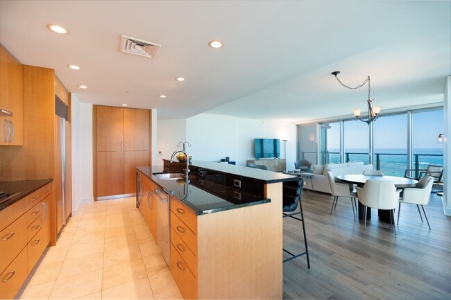 Building Photo - HOKUA 3 bedroom FULLY FURNISHED