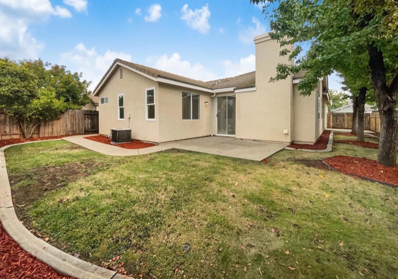 Building Photo - 9387 Bennoel Way