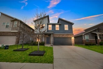 Building Photo - 3308 Bristol Motor Pass