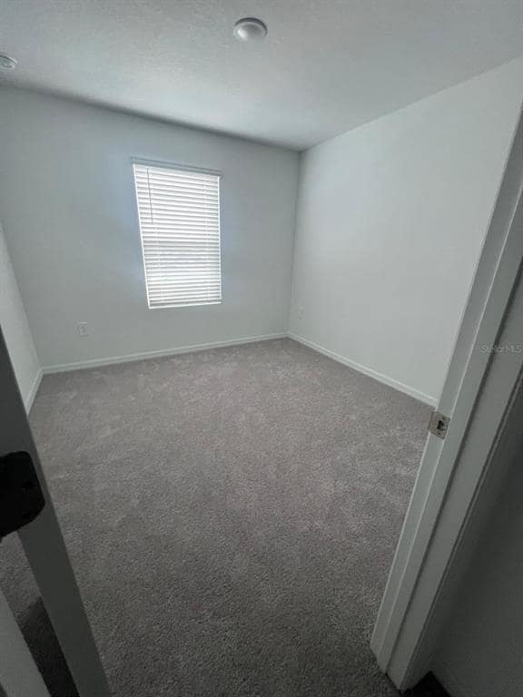 Building Photo - 424 Wayland Dr