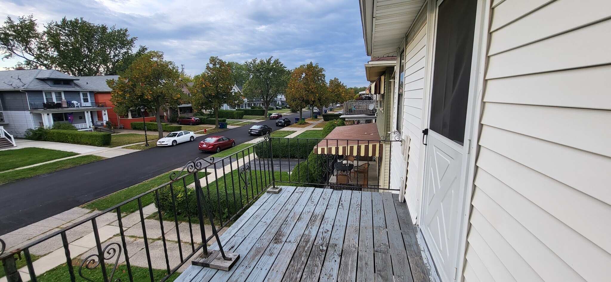 Building Photo - 281 Crestwood Ave