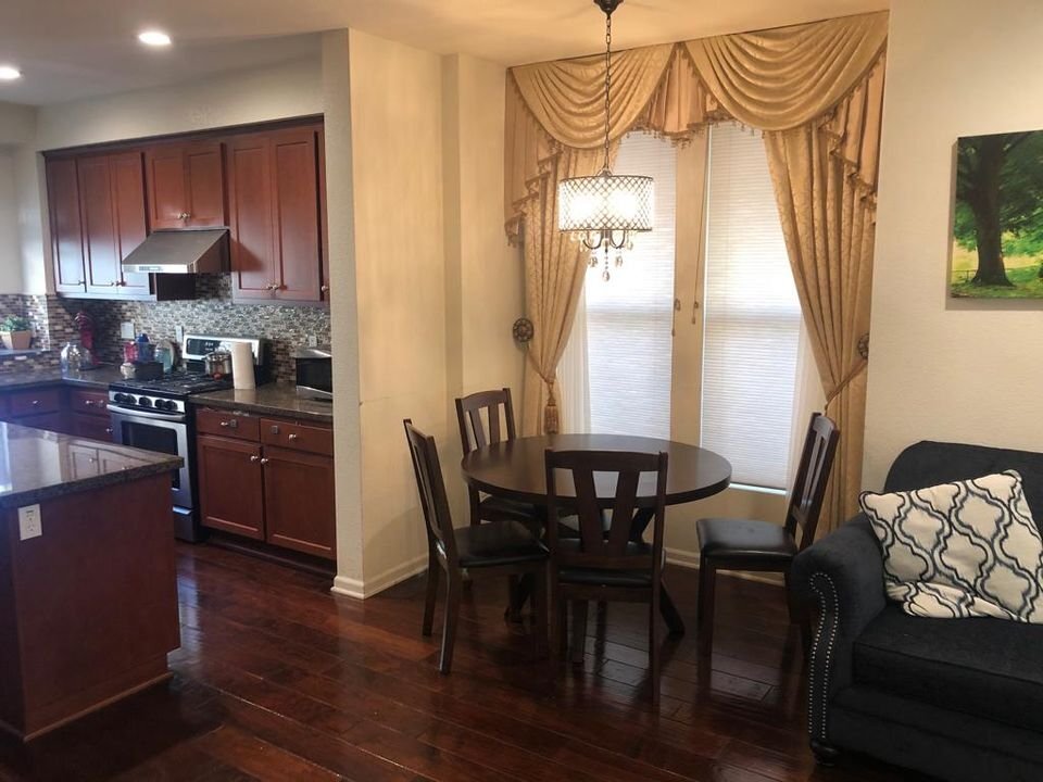 Building Photo - 40937 Gramercy Ter