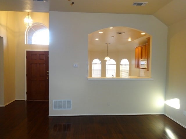 Building Photo - 5433 Crystal Ct