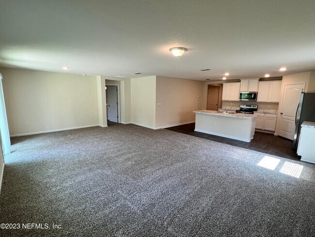 Building Photo - 3106 Lawton Pl