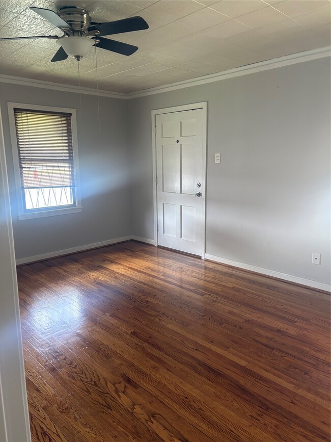 Building Photo - 3002 Carter St