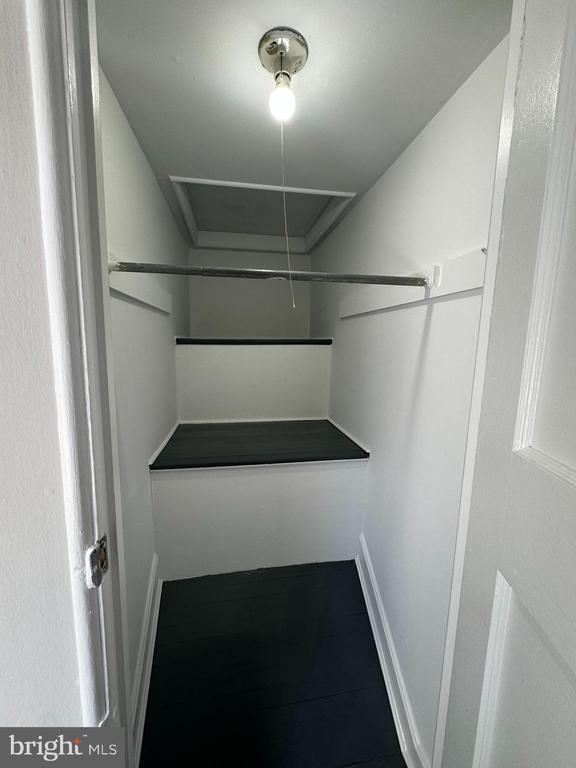 Building Photo - 5411 8th Pl S