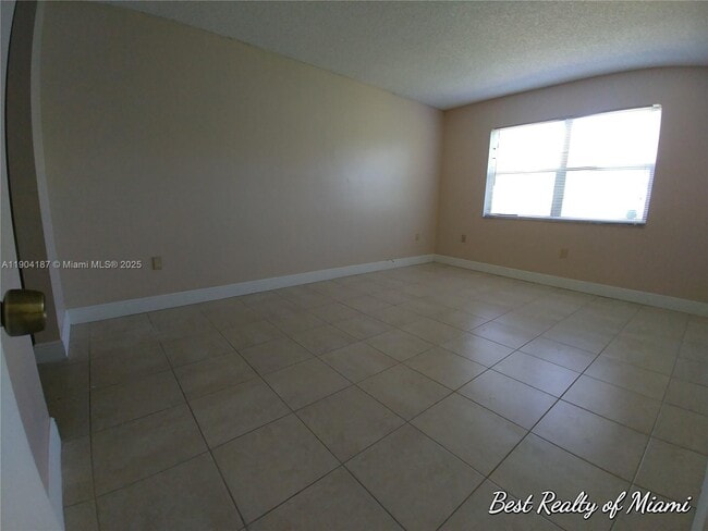 Building Photo - 9905 NW 9th St Cir