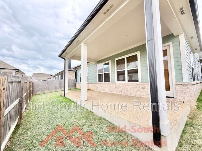 Building Photo - 5628 Draper Trail