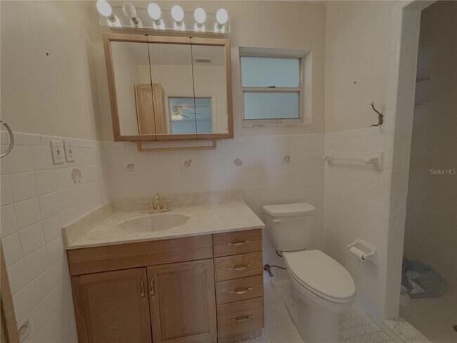 Building Photo - 6350 NE 86th Ave