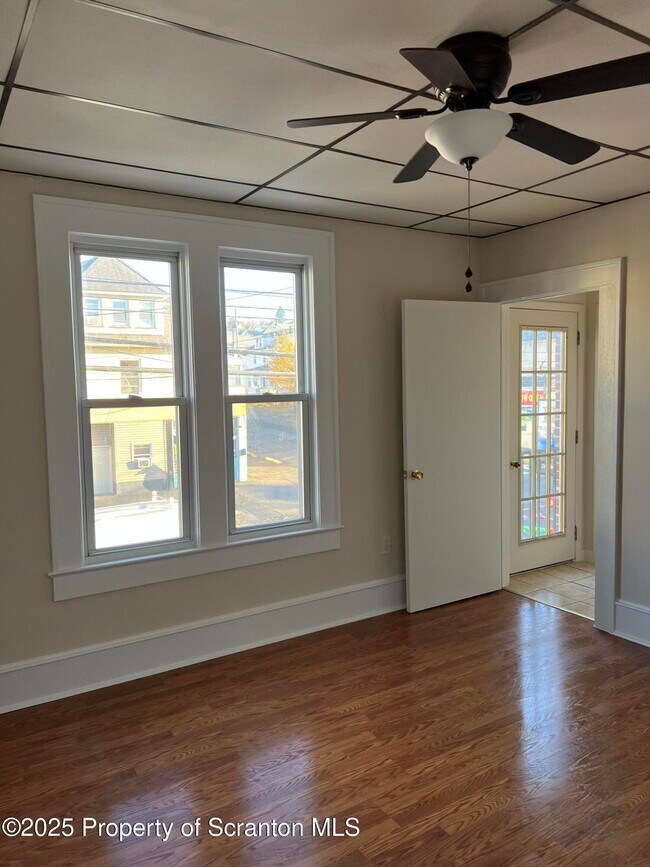 Building Photo - 1330 Pittston Ave