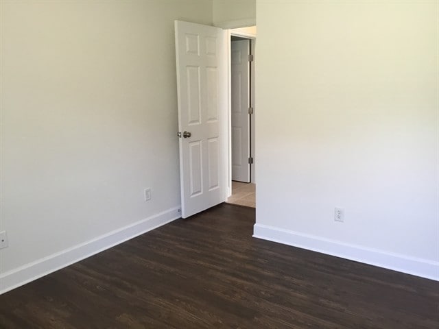 Building Photo - 521 Battersea Dr