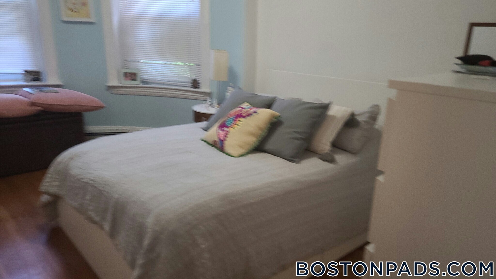 Building Photo - 208 Winthrop Rd