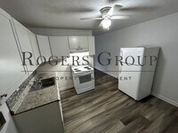 Building Photo - #450 - 301-303 Mineral Springs Rd Duplex