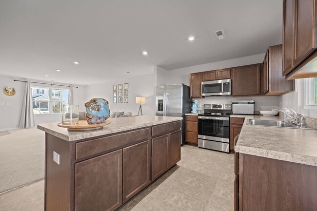 Building Photo - 160 Day Song Ct