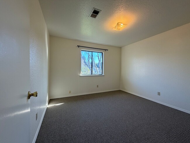 Building Photo - 2304 Arbutus St