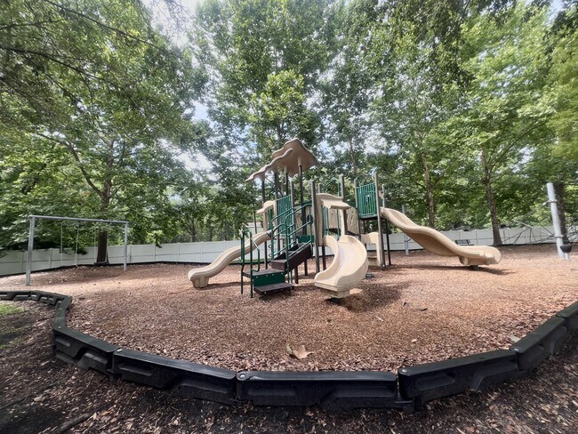 Building Photo - 6100 Maggies Cir