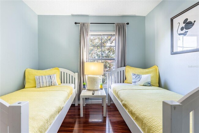 Building Photo - 2728 Sun Key Pl