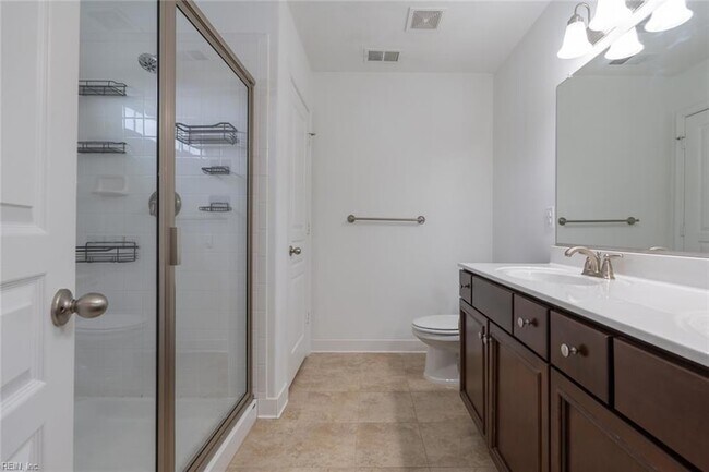 Building Photo - 5616 Memorial Dr