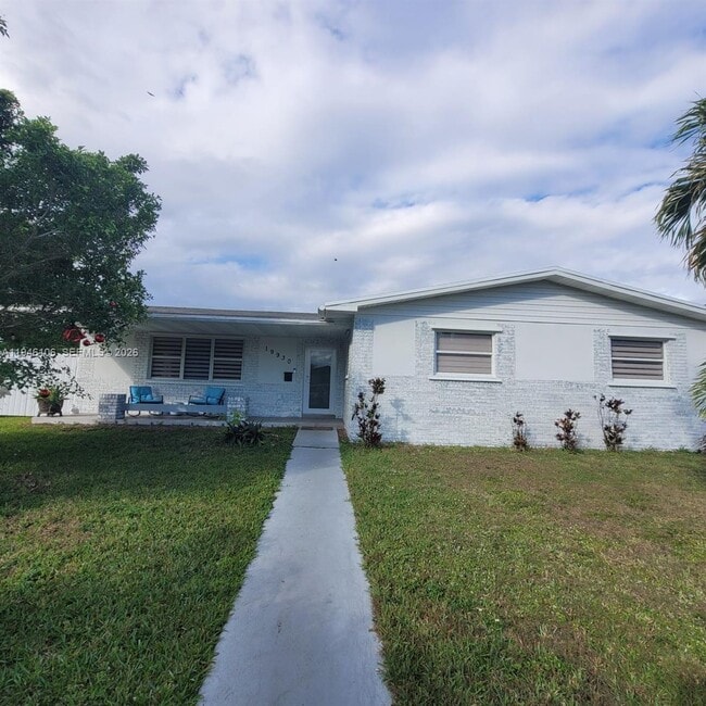 Building Photo - 19930 SW 118th Pl