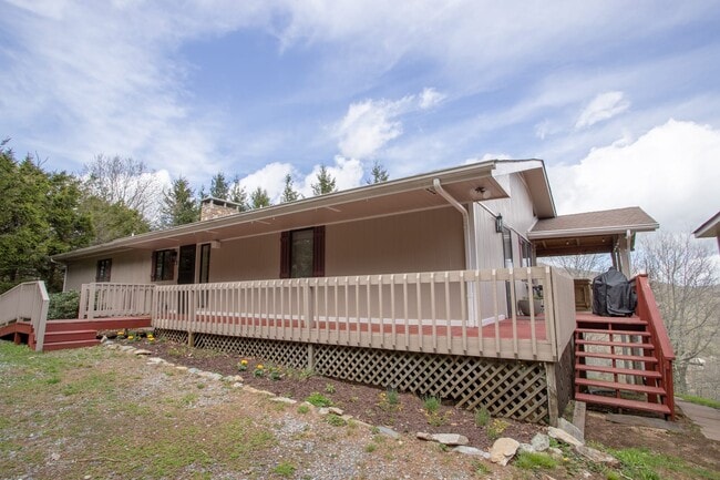 Building Photo - 128 Windy Knob Trail