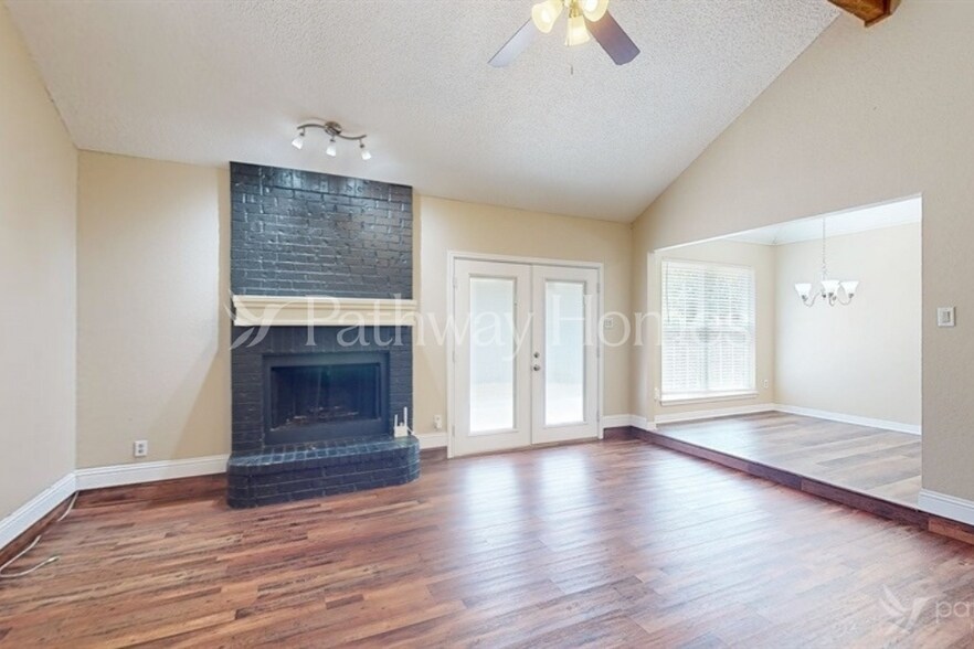 Building Photo - 16 Atlanta Ct