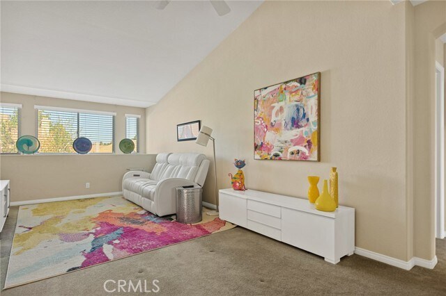 Building Photo - 1521 Fairway Oaks Ave