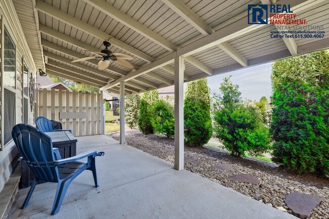 Building Photo - Gorgeous 4 bedroom brick home with bonus room and washer and dryer included! TRIPLE ROCKVALE SCHO...