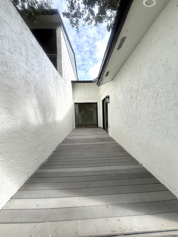 Building Photo - 640 Macduff Ln