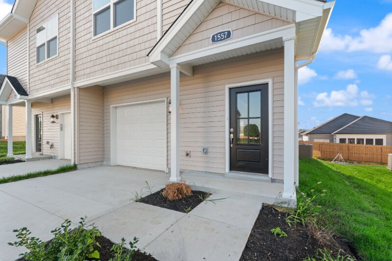 Building Photo - 1579 Cypress Cove