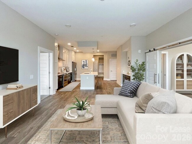 Building Photo - 500 W Trade St