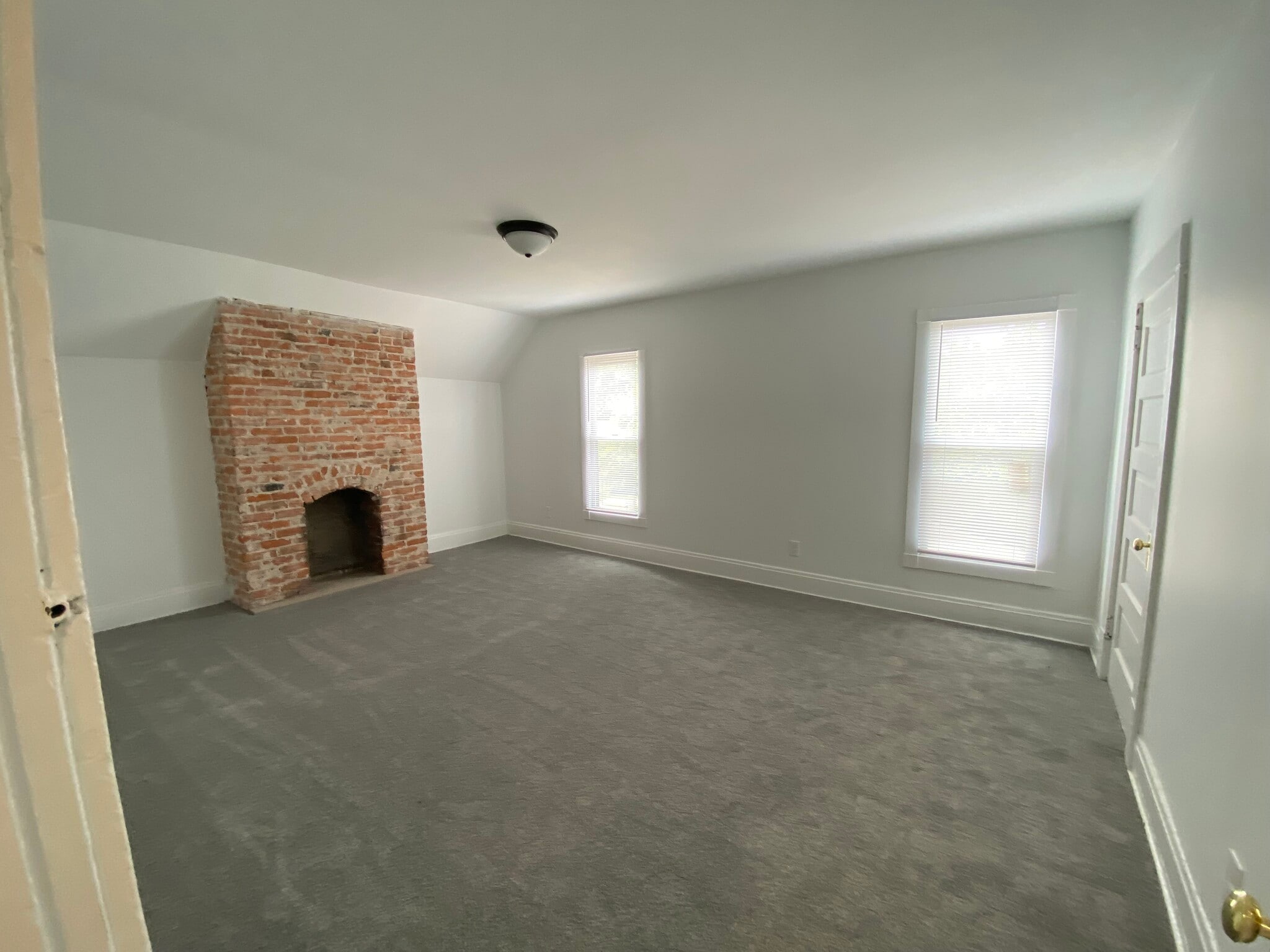 front bedroom - 648 S Champion Ave