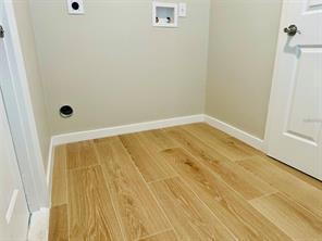 Building Photo - 1432 Kingston Way