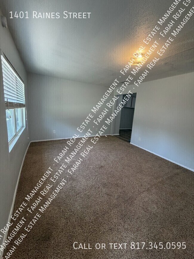 Building Photo - 1401 Raines St