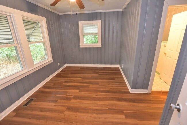 Building Photo - 1219 Boone St