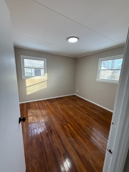 Building Photo - 5326 Rawlings Dr