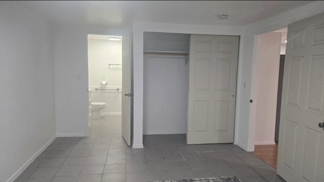 Building Photo - 18440 NE Woodinville Duvall Pl