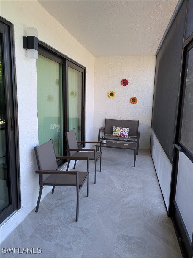 Building Photo - 600 Neapolitan Way