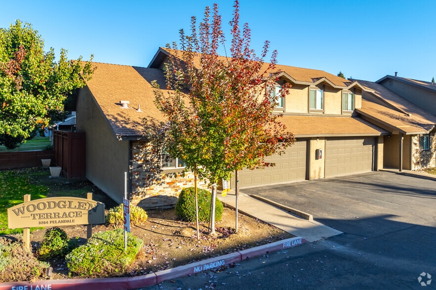 Primary Photo - Woodglen Terrace Apartments