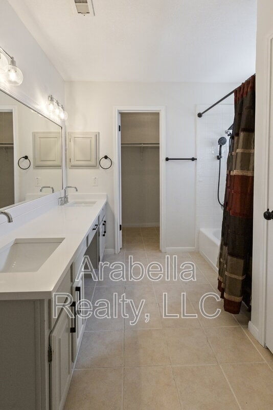 Building Photo - 8554 Timber Lodge