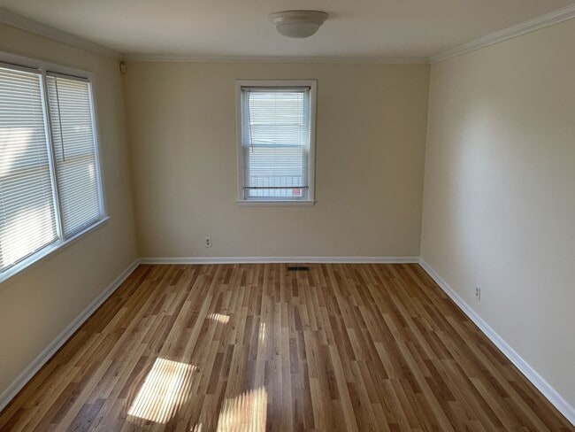 Building Photo - $500 off 1st Month!!! Charming Three-Bedroom Home in Cedmont!