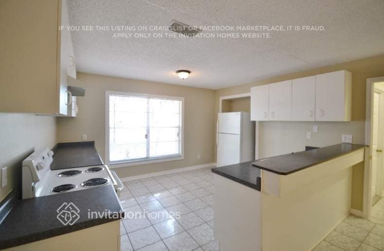 Building Photo - 417 Oakleaf Blvd