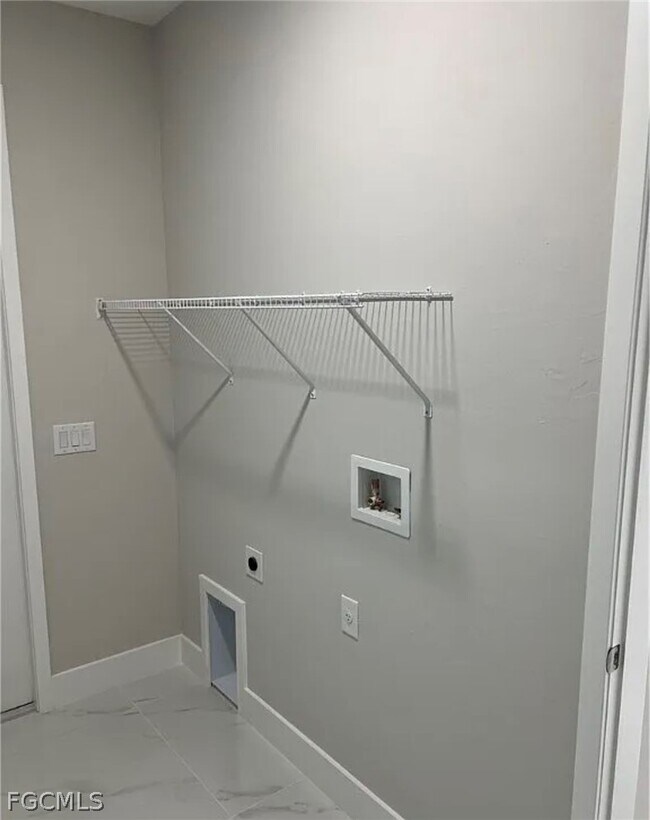 Building Photo - 2612 16th St W