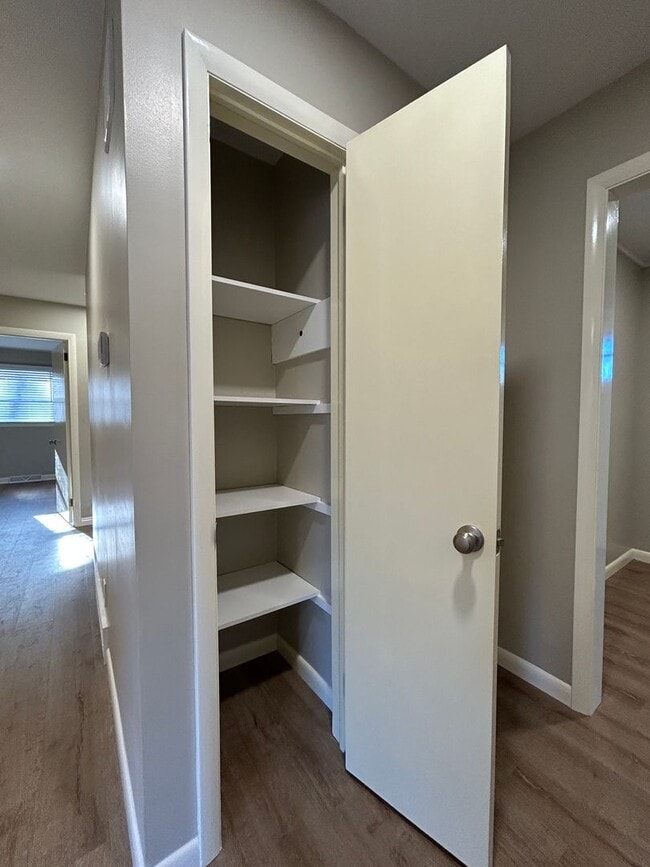 Building Photo - Spacious Brick Ranch Nestled Away — Close to Town!