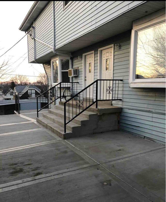 Building Photo - 1521 S 33rd St