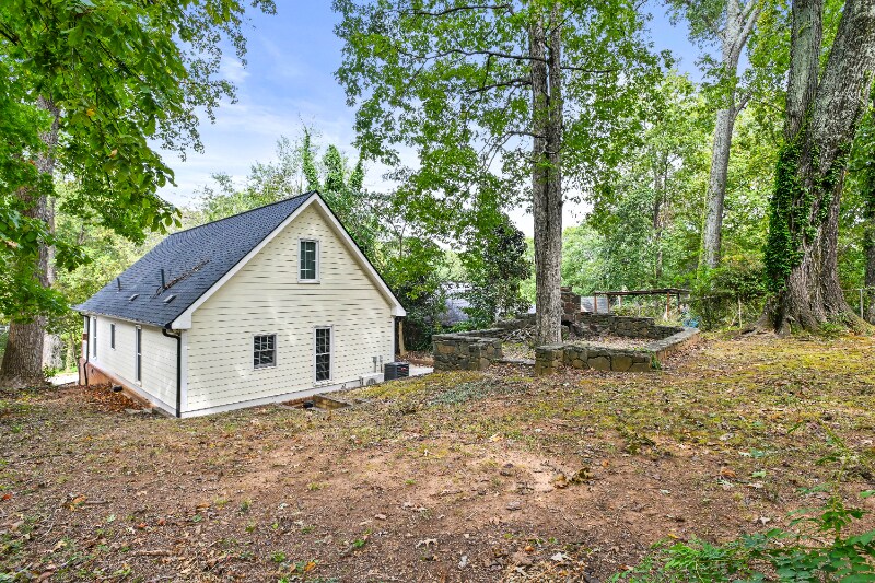 Building Photo - 1058 Jefferson Ave