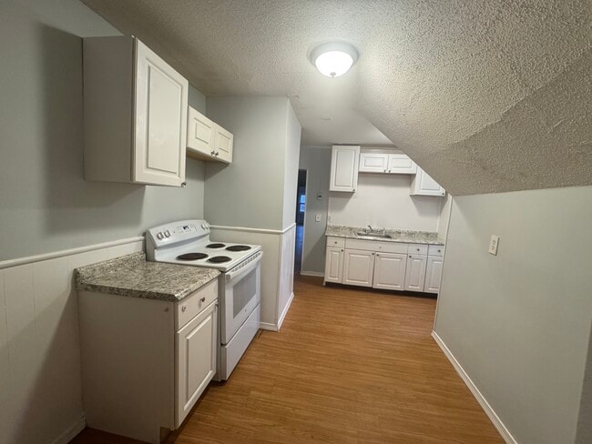 Building Photo - 6 Dudley St