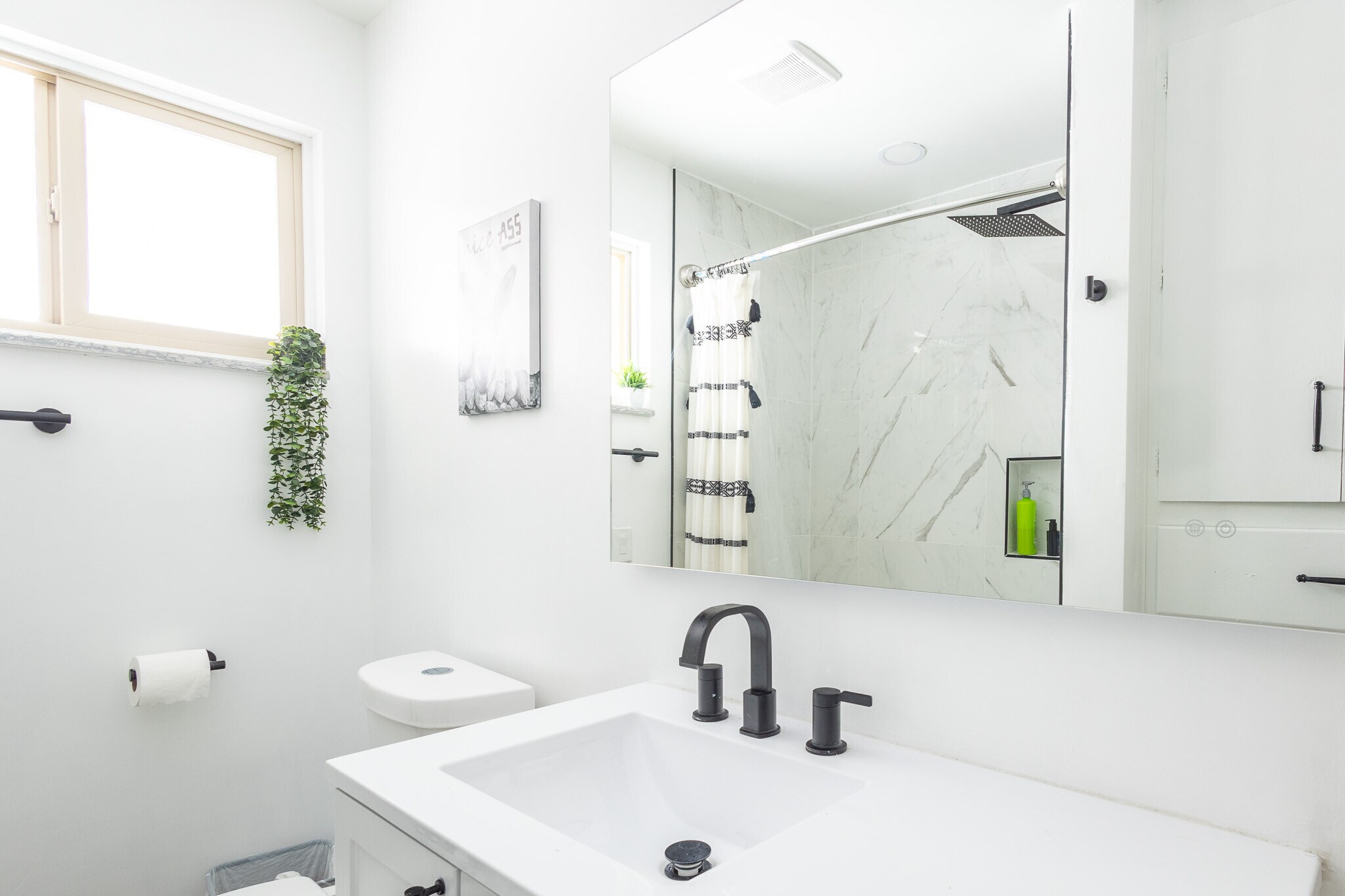 Building Photo - 4431 Fillmore St