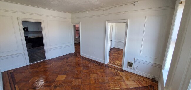 Building Photo - 143 Rockaway Pky