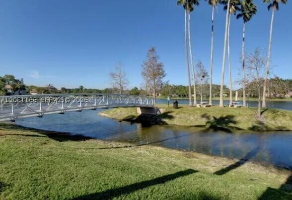 Building Photo - 11090 Baybreeze Way